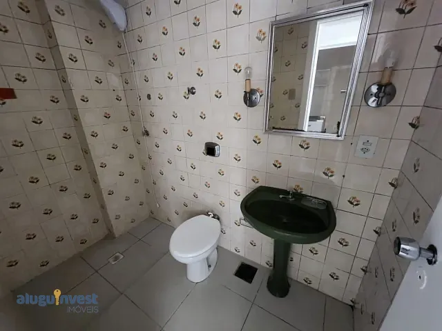 Kitnet 1 quarto e 1 banheiro, para alugar, no bairro Centro em Florianópolis