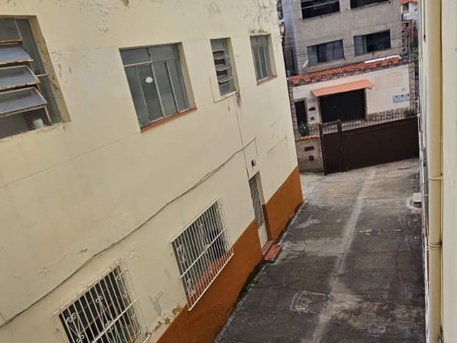 Foto do Apartamento - Ref- 6243- Ótima Kitnet para locação - Bairro Progresso em Juiz de Fora | Dutra Imoveis