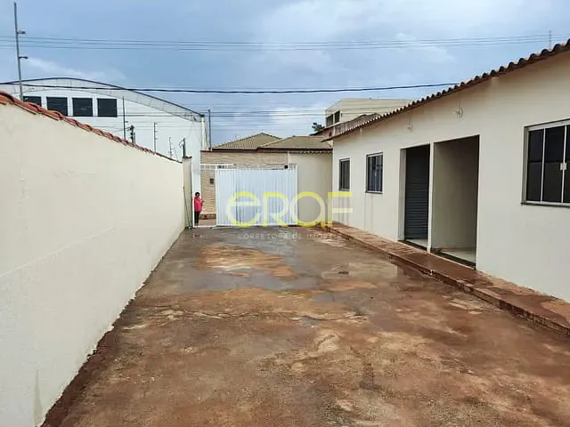 Kitnet com 300m² 1 quarto e 1 banheiro, à venda, no bairro Parque Vila Verde em Formosa