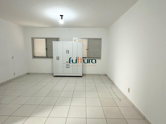 Kitnet com 36m² 1 quarto e 1 banheiro, para alugar, no bairro Setor Bueno em Goiânia