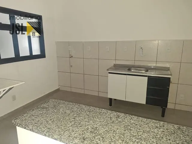 Kitnet com 280m² 1 quarto e 1 banheiro, para alugar, no bairro Vila Resende em Caçapava