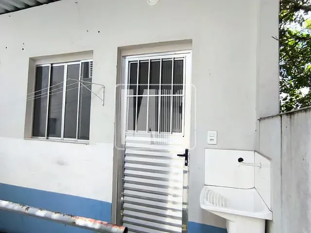 Kitnet 1 quarto e 1 banheiro, para alugar, no bairro Vila Aquilino em Santo André