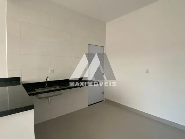 Apartamento 1 quarto e 1 banheiro, para alugar, no bairro São Mateus em Araçuaí