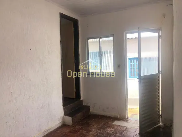 Kitnet 1 quarto e 1 banheiro, para alugar, no bairro São João Batista em Volta Redonda