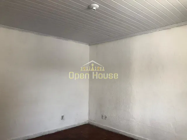 Kitnet 1 quarto e 1 banheiro, para alugar, no bairro São João Batista em Volta Redonda