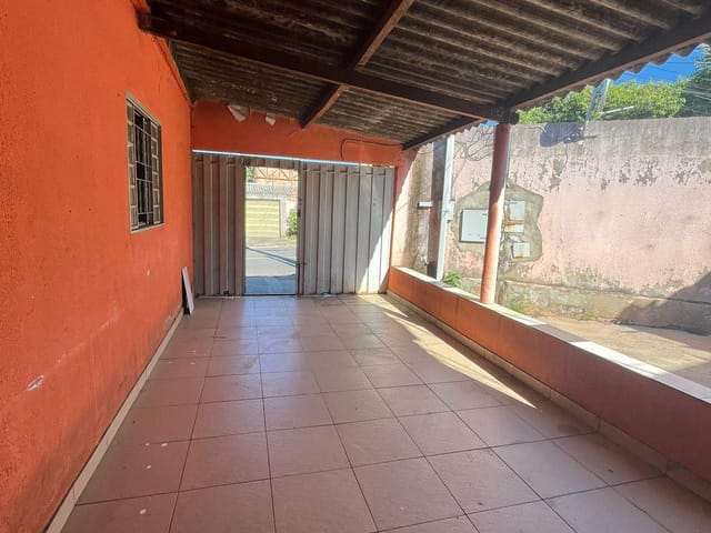 Foto do Kitnet - 🏠 Aluga-se barracão com 2 quartos sendo 1 suite , Sala, Área de serviço coberta, quintal na frente no cimento, Colina Azul, Aparecida de Goiânia, GO | Brokers Viva Imóveis