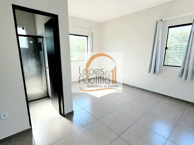 Casa com 40m² 1 quarto e 1 banheiro, para alugar, no bairro Nova Cerejeira em Atibaia