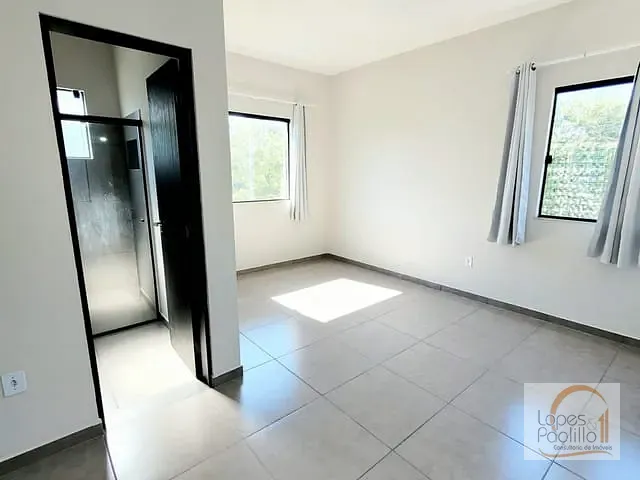 Casa com 40m² 1 quarto e 1 banheiro, para alugar, no bairro Nova Cerejeira em Atibaia