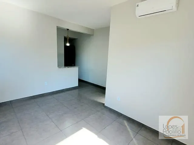 Casa com 40m² 1 quarto e 1 banheiro, para alugar, no bairro Nova Cerejeira em Atibaia