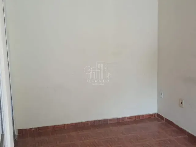 Kitnet com 36m² 1 quarto e 1 banheiro, para alugar, no bairro Centro em Guapimirim