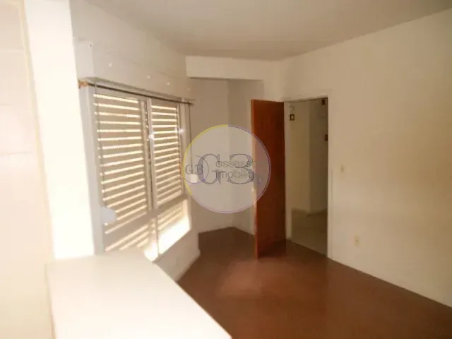Kitnet 1 quarto e 1 banheiro, para alugar, no bairro Centro em Pelotas