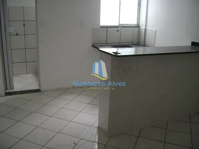 Kitnet 1 quarto e 1 banheiro, para alugar, no bairro Centro em Vitória da Conquista
