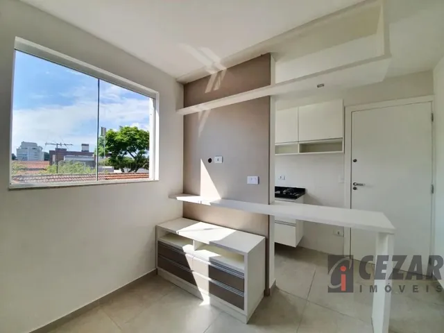 Kitnet 1 quarto e 1 banheiro, para alugar, no bairro Bacacheri em Curitiba