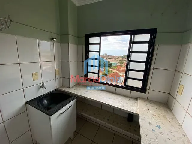 Kitnet 1 quarto e 1 banheiro, para alugar, no bairro Centro em Ituverava