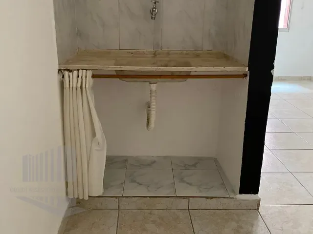 Kitnet 1 quarto e 1 banheiro, para alugar, no bairro Liberdade em São Paulo