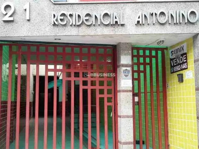 Kitnet 1 quarto e 1 banheiro, à venda, no bairro Centro em Campos dos Goytacazes