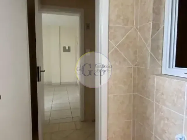 Kitnet 1 quarto e 1 banheiro, para alugar, no bairro Centro em Pelotas
