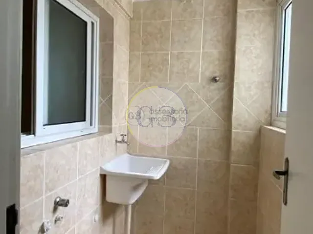 Kitnet 1 quarto e 1 banheiro, para alugar, no bairro Centro em Pelotas