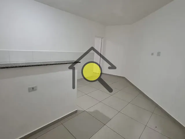 Kitnet 1 quarto e 1 banheiro, para alugar, no bairro Parque Císper em São Paulo
