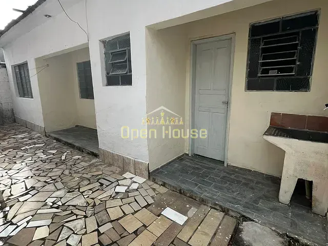 Kitnet 1 quarto e 1 banheiro, à venda, no bairro São Luiz em Volta Redonda