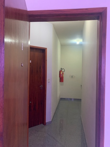 Kitnet 1 quarto e 1 banheiro, para alugar, no bairro Parque São Benedito em Pindamonhangaba