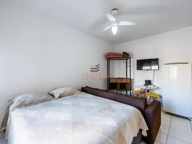 Studio 1 quarto e 1 banheiro, para alugar, no bairro Boqueirão em Santos