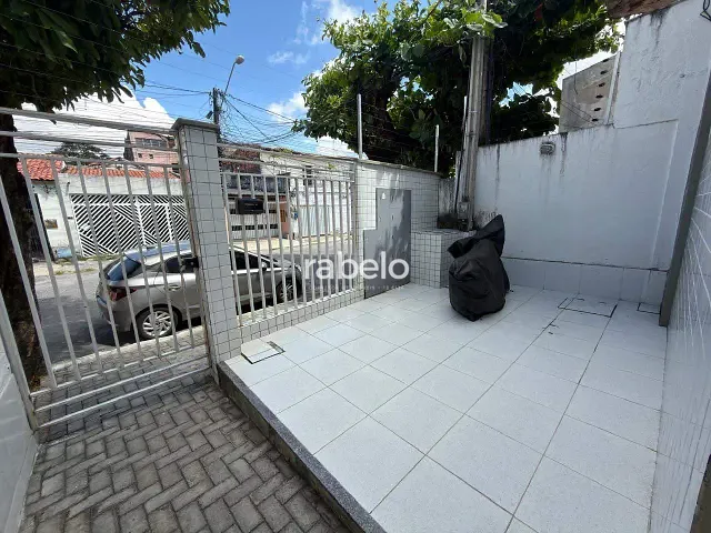 Kitnet 2 quartos e 1 banheiro, para alugar, no bairro Tauape em Fortaleza