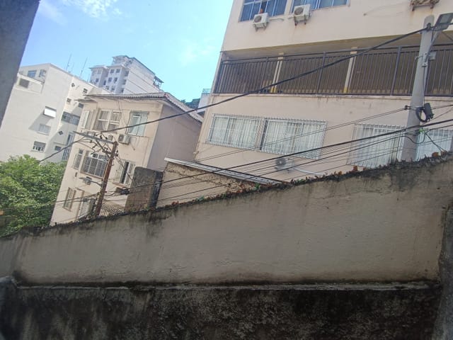Kitnet 1 quarto e 1 banheiro, à venda, no bairro Copacabana em Rio de Janeiro