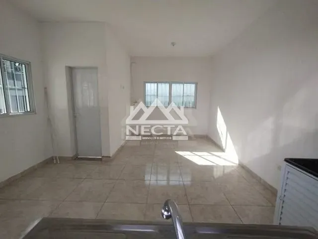 Kitnet com 20m² 1 quarto e 1 banheiro, para alugar, no bairro Cidade Jardim em Caraguatatuba