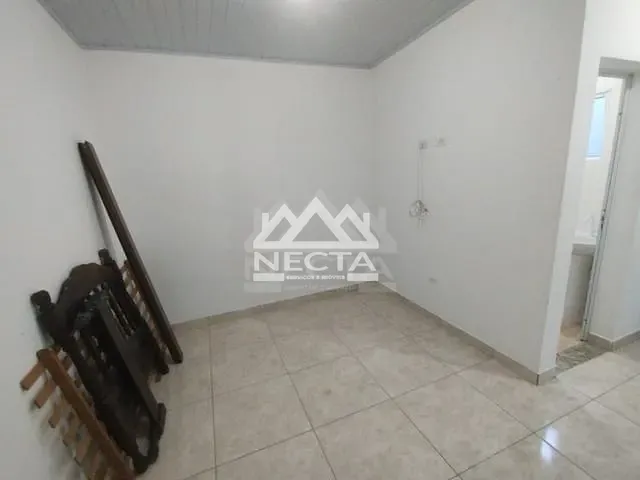 Kitnet com 20m² 1 quarto e 1 banheiro, para alugar, no bairro Cidade Jardim em Caraguatatuba