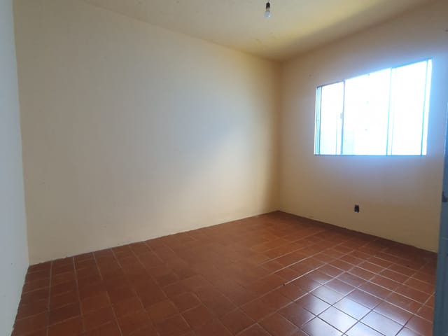 Kitnet 1 quarto e 1 banheiro, para alugar, no bairro Campo Grande em Rio de Janeiro