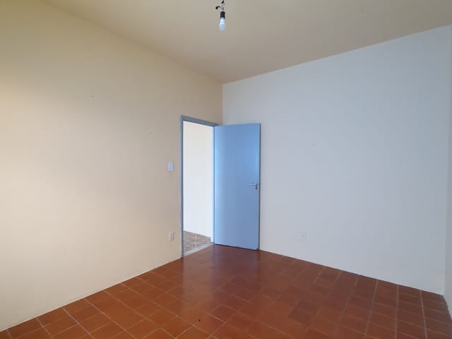 Kitnet 1 quarto e 1 banheiro, para alugar, no bairro Campo Grande em Rio de Janeiro