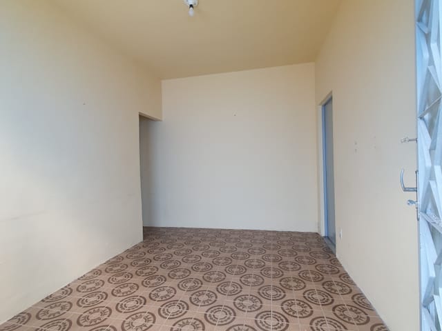 Kitnet 1 quarto e 1 banheiro, para alugar, no bairro Campo Grande em Rio de Janeiro