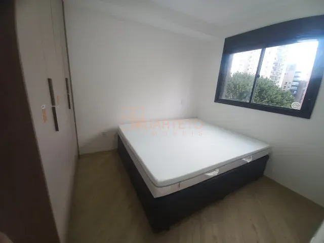 Kitnet 1 quarto e 1 banheiro, para alugar, no bairro Pinheiros em São Paulo