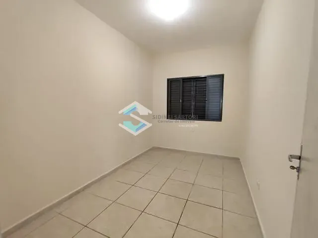 Kitnet com 250m² 3 quartos e 3 banheiros, à venda, no bairro Campo Belo em Jacarezinho