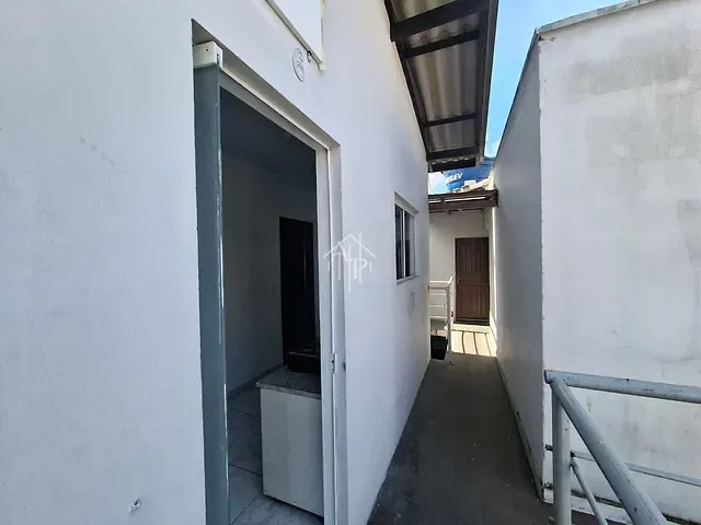 Kitnet 1 quarto e 1 banheiro, para alugar, no bairro Cidade Nova em Itajaí