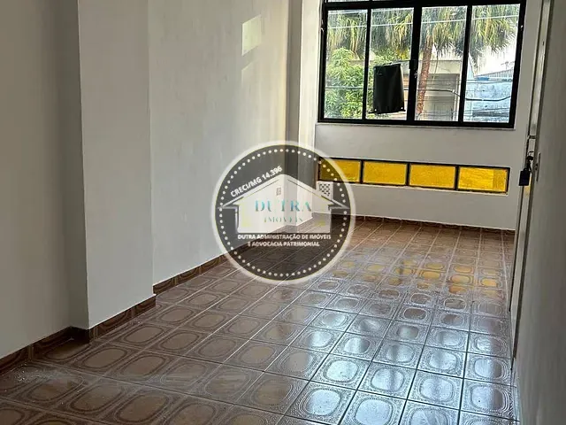 Kitnet 1 quarto e 1 banheiro, à venda ou para alugar, no bairro Centro em Juiz de Fora