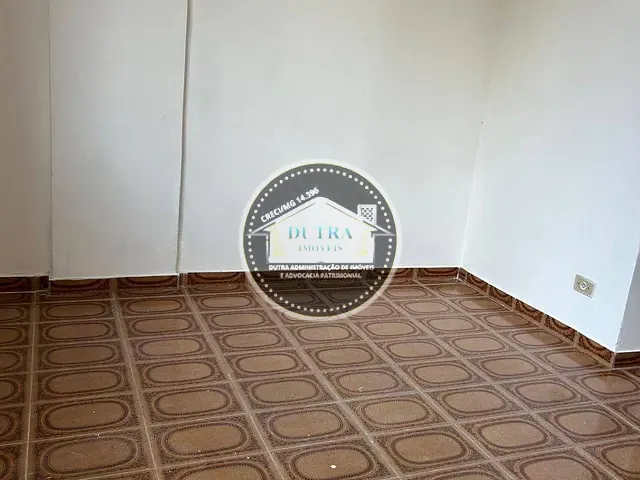 Kitnet 1 quarto e 1 banheiro, à venda ou para alugar, no bairro Centro em Juiz de Fora