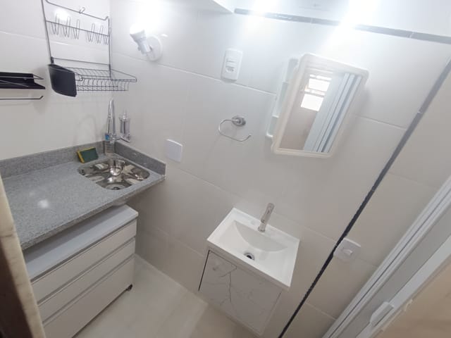 Kitnet 1 quarto e 1 banheiro, para alugar, no bairro Flamengo em Rio de Janeiro