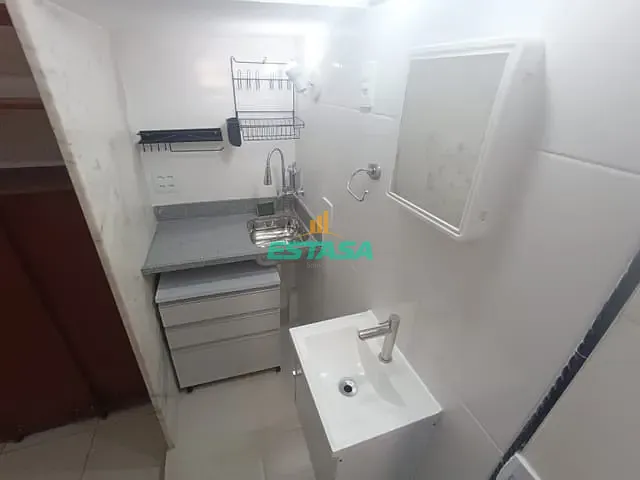 Kitnet 1 quarto e 1 banheiro, para alugar, no bairro Flamengo em Rio de Janeiro