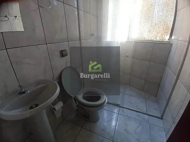 Kitnet com 80m² 1 quarto e 1 banheiro, para alugar, no bairro CENTRO em Lavras