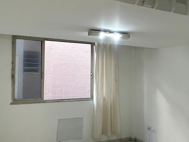Kitnet 1 quarto e 1 banheiro, à venda, no bairro Barra da Tijuca em Rio de Janeiro