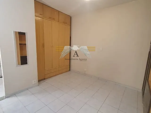 Kitnet 1 quarto e 1 banheiro, à venda ou para alugar, no bairro Liberdade em São Paulo