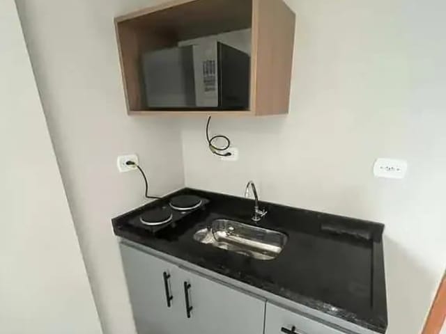 Kitnet 1 quarto e 1 banheiro, para alugar, no bairro Parque das Nações em Santo André