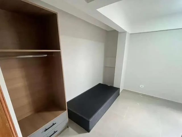 Kitnet 1 quarto e 1 banheiro, para alugar, no bairro Parque das Nações em Santo André
