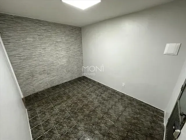 Kitnet 2 quartos e 1 banheiro, à venda, no bairro Asa Norte em Brasília