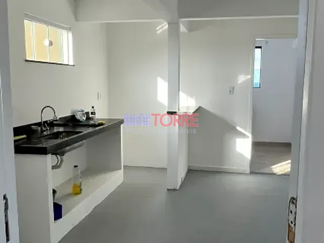 Kitnet 1 quarto e 1 banheiro, para alugar, no bairro Pontal em Ilhéus