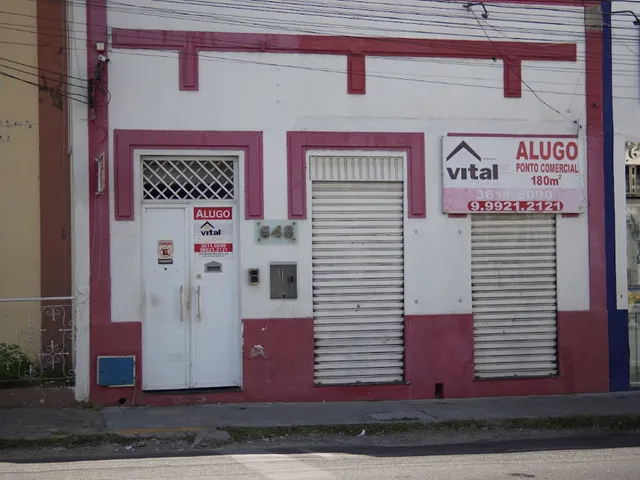 Kitnet 1 quarto e 1 banheiro, para alugar, no bairro Centro em Sobral