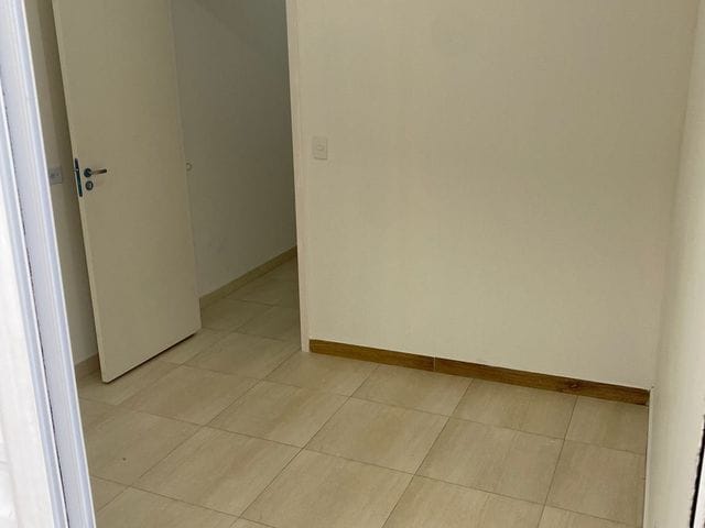 Kitnet com 50m² 2 quartos e 1 banheiro, para alugar, no bairro Aclimação em São Paulo