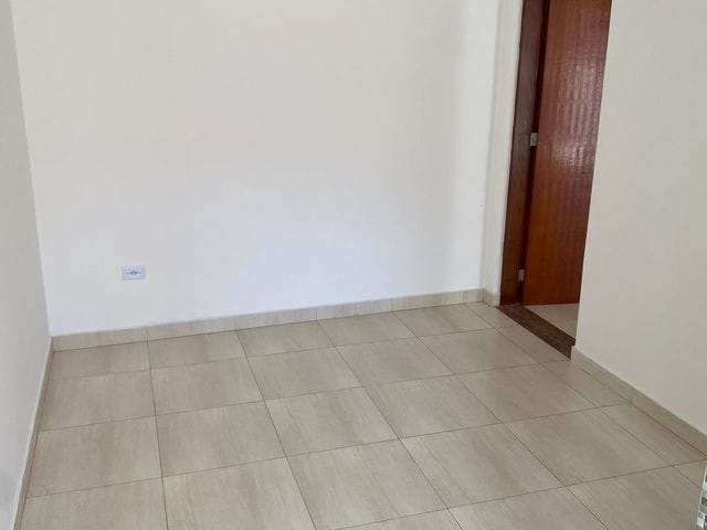 Kitnet com 50m² 2 quartos e 1 banheiro, para alugar, no bairro Aclimação em São Paulo